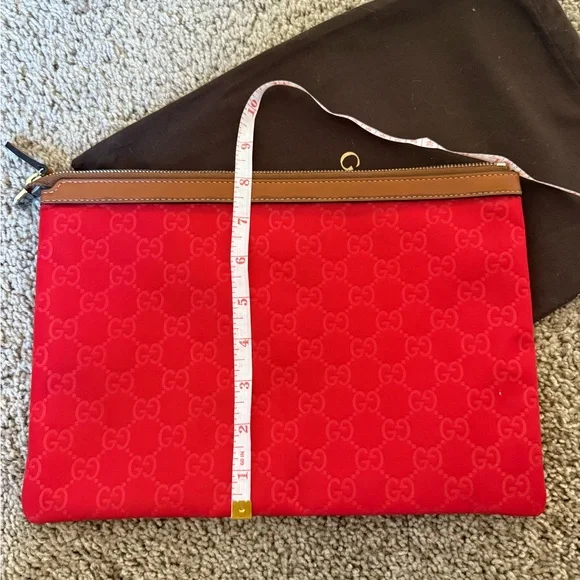 NEW Gucci Red Zip Clutch/Cosmetic Bag Nylon Portfolio - Picture 6 of 6